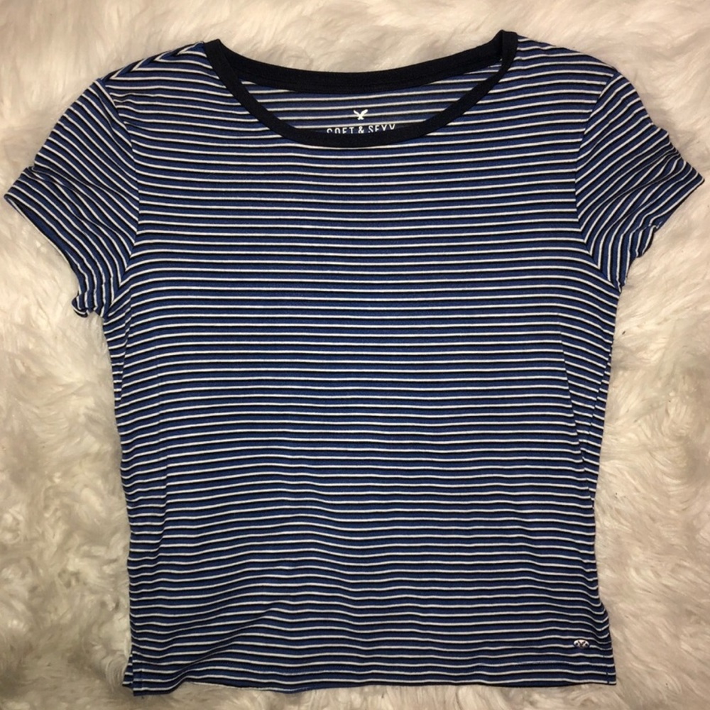 SOLD!!  AEO top